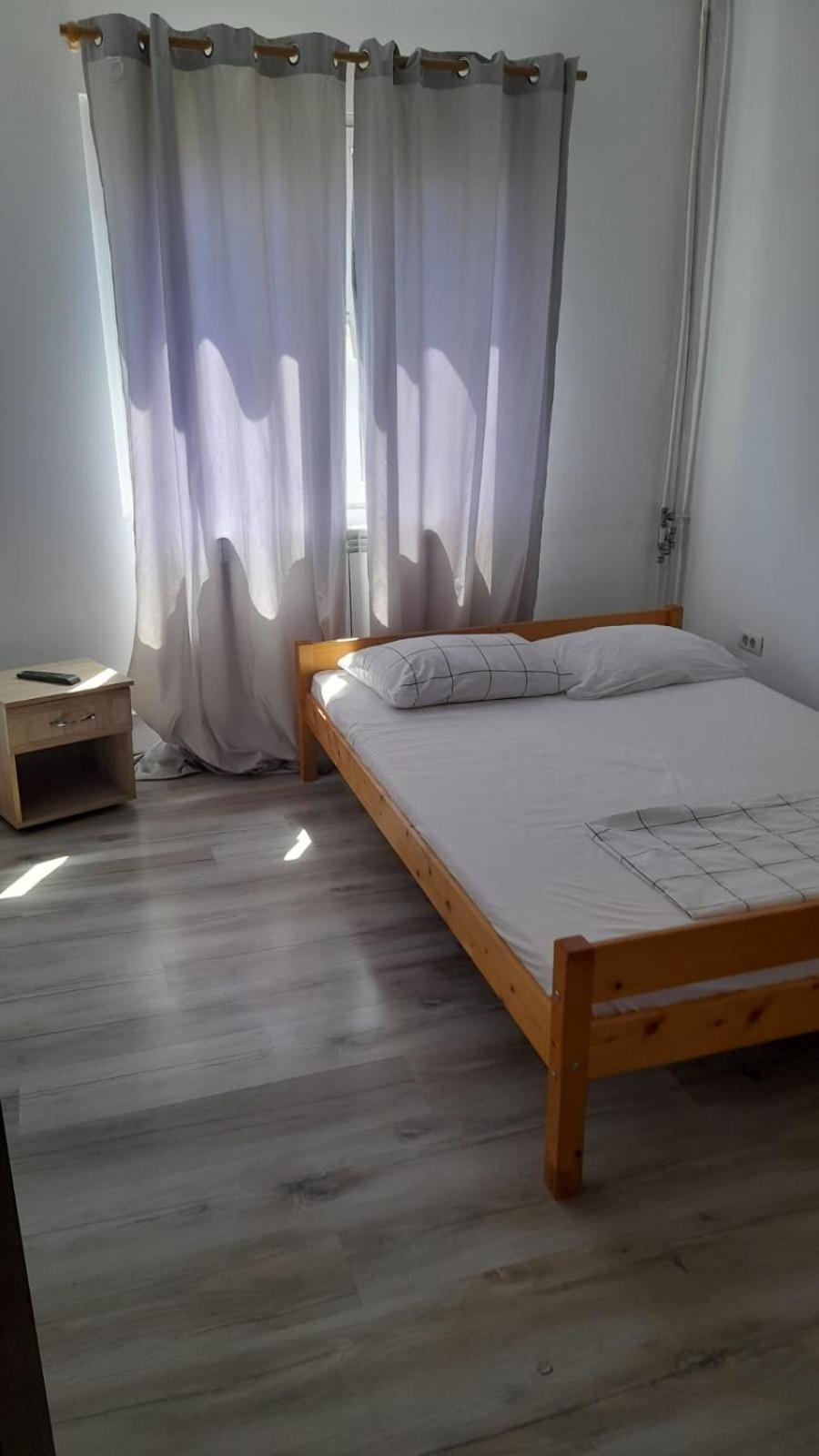 4 Rooms Apartment Tulcea Exterior foto