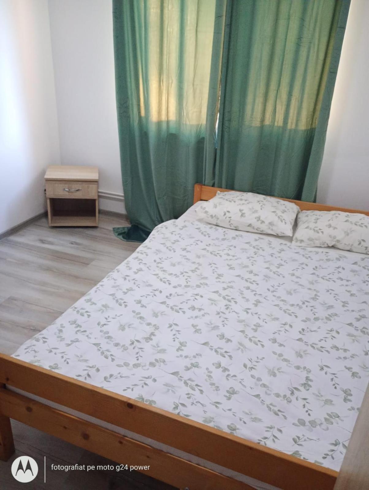 4 Rooms Apartment Tulcea Exterior foto
